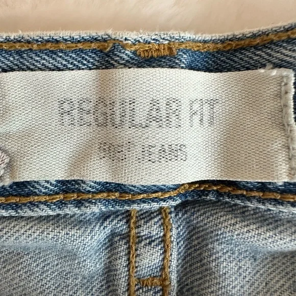 Levis 505 Jeans Mens 29 X 30 Regular Fit Straight Leg Light Wash Blue Denim - Picture 3 of 12